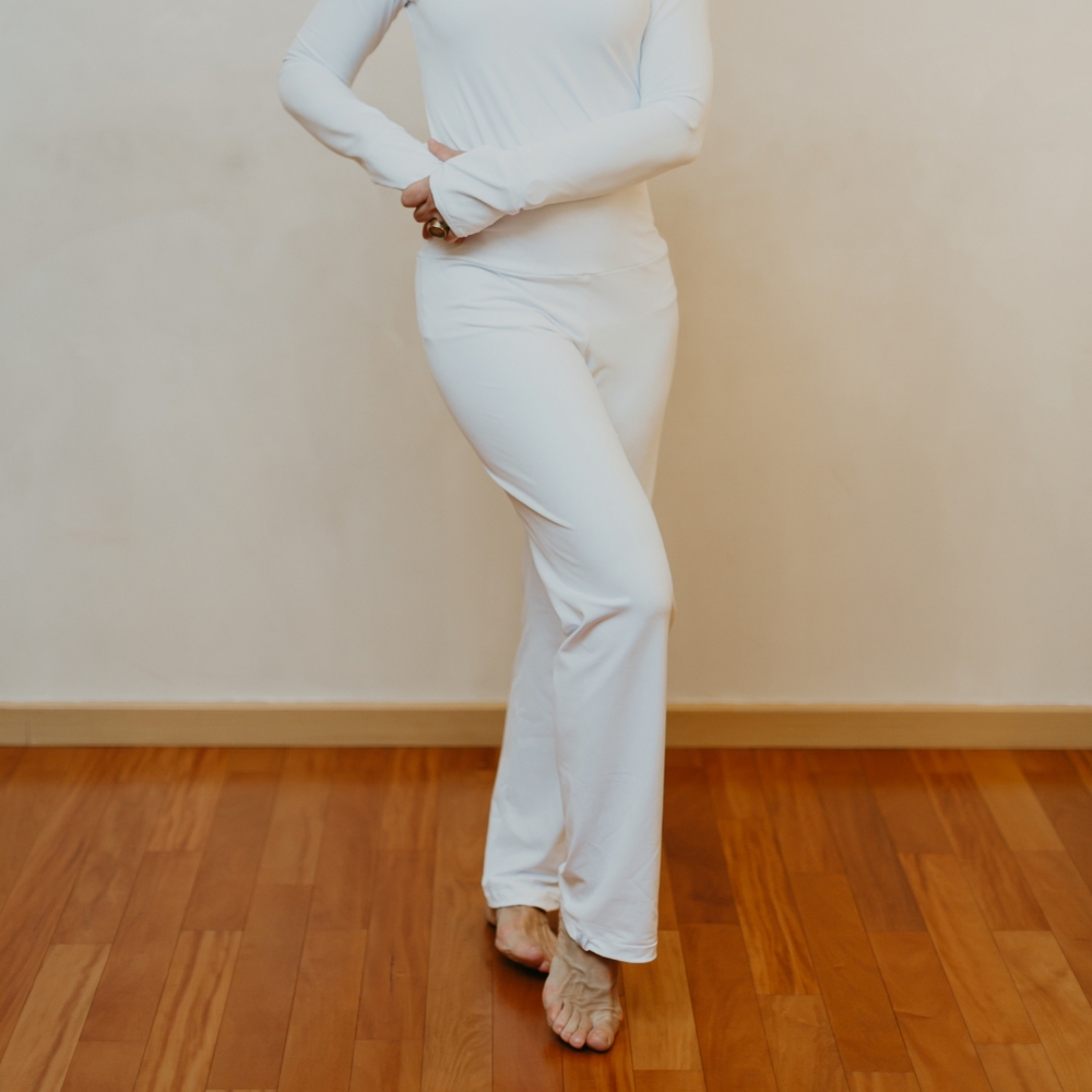 Calça reta ampla e legging (1)