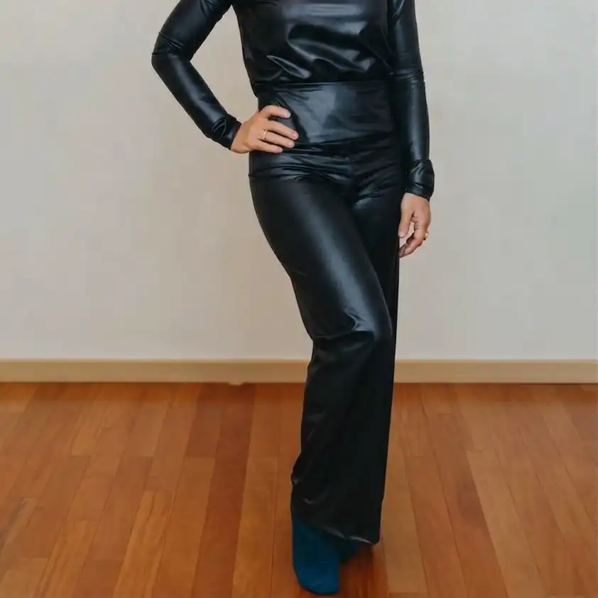 calca-lycra-couro-2