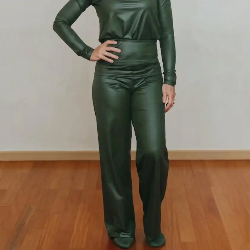 calca-lycra-couro-3